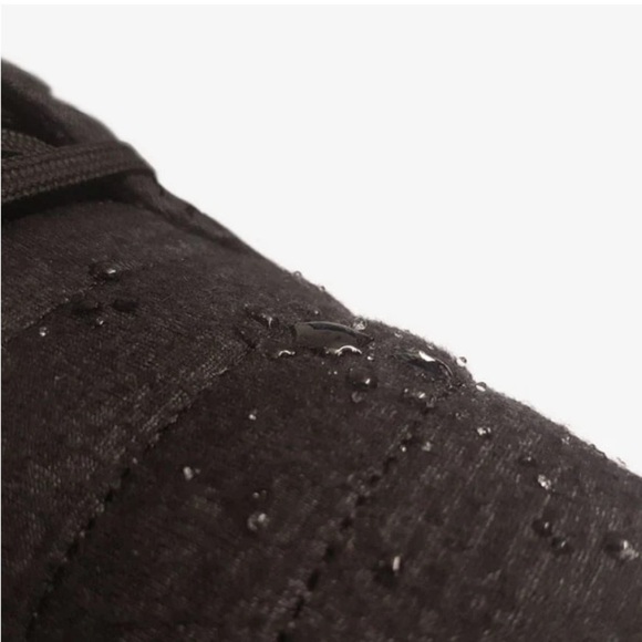 SOLE & UBB Jasper Chukka Ankle Boots in Black - Picture 6 of 16